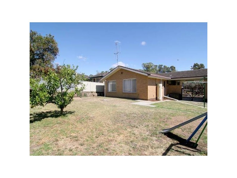 16 Desmond Street, Strathdale VIC 3550