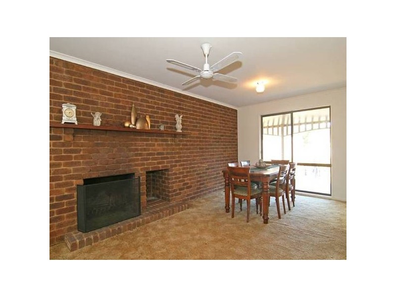 12 Melita Court, Epsom VIC 3551