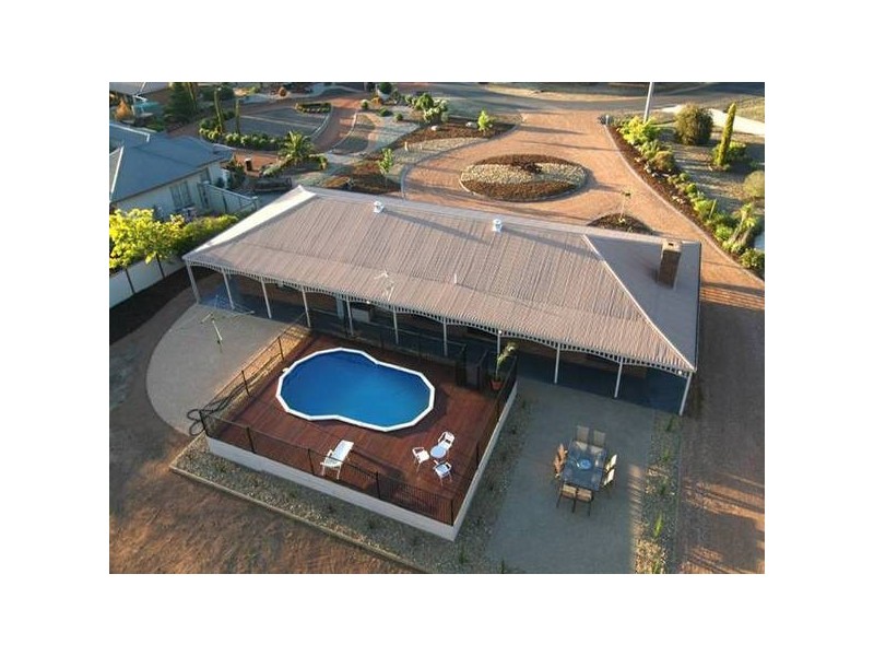 12 Melita Court, Epsom VIC 3551