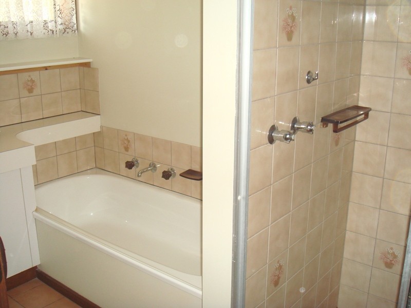 2/35a Glencoe Street, Kennington VIC 3550