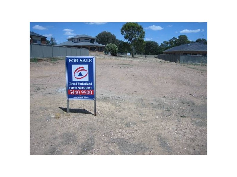 5 Emerald Drive, White Hills VIC 3550