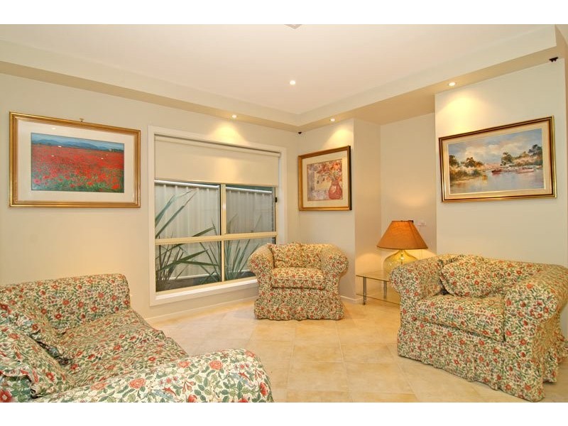 73 Olinda Street, Quarry Hill VIC 3550