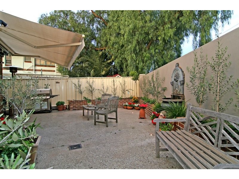 73 Olinda Street, Quarry Hill VIC 3550