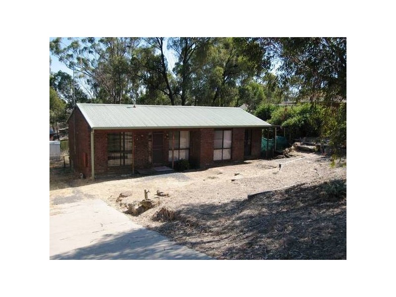 3 Hillview Street, Flora Hill VIC 3550