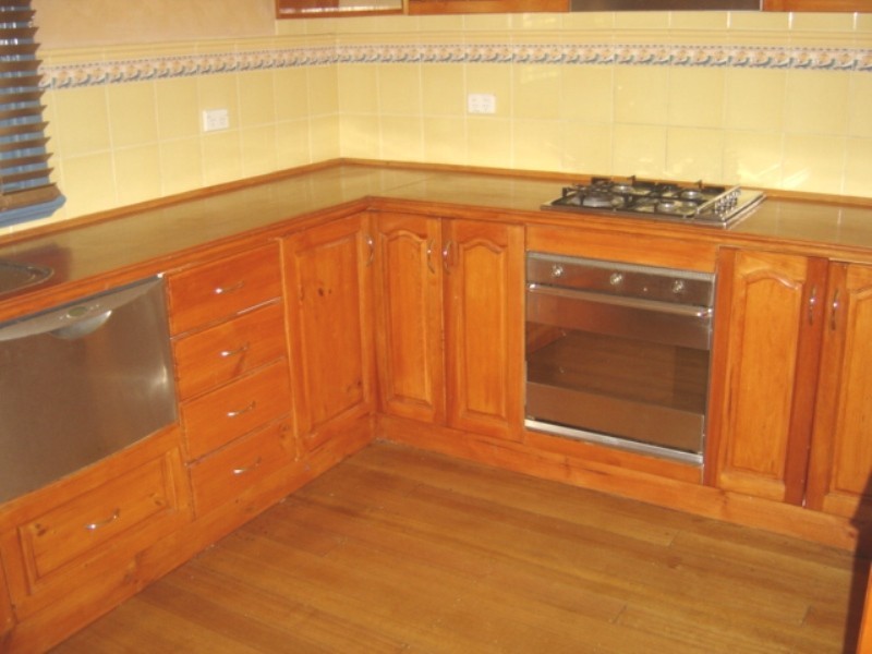 187 High Street, Kangaroo Flat VIC 3555