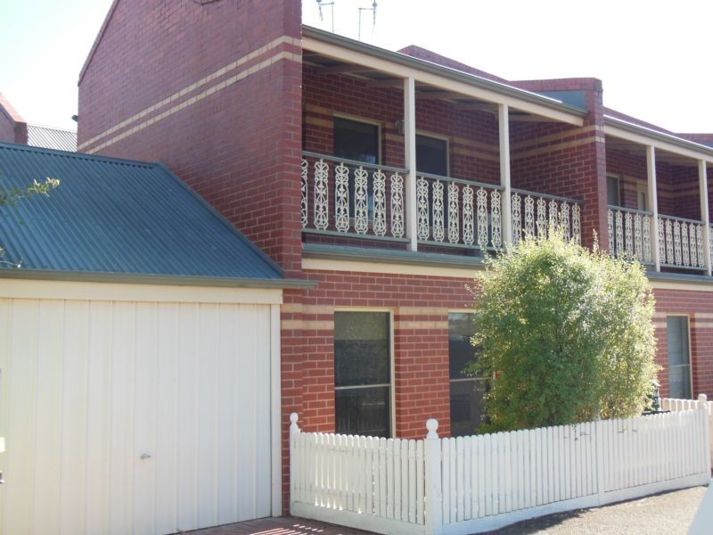 38 Olinda Street, Quarry Hill VIC 3550