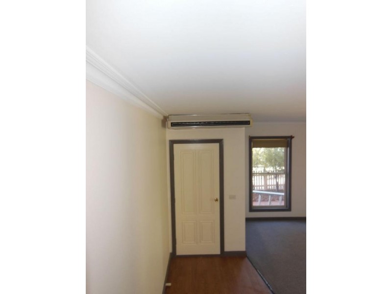 38 Olinda Street, Quarry Hill VIC 3550