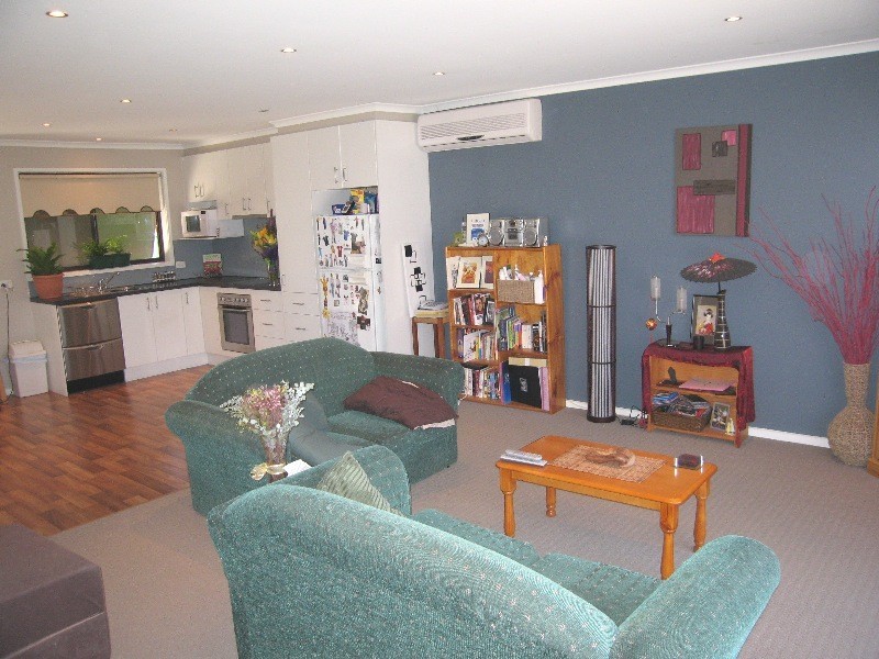 2/14 Park Street, Strathdale VIC 3550