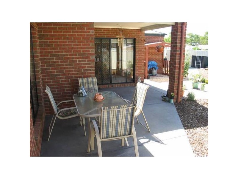 4 Findon Court, Epsom VIC 3551
