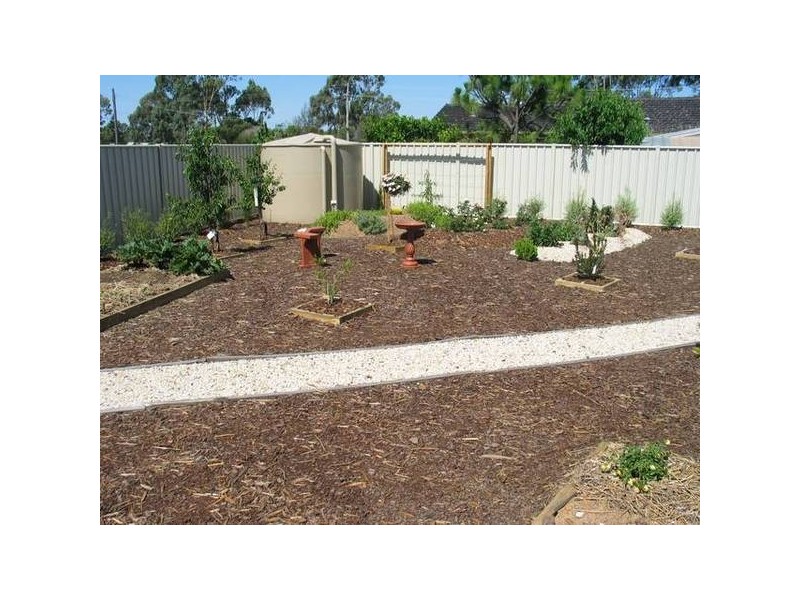 4 Findon Court, Epsom VIC 3551