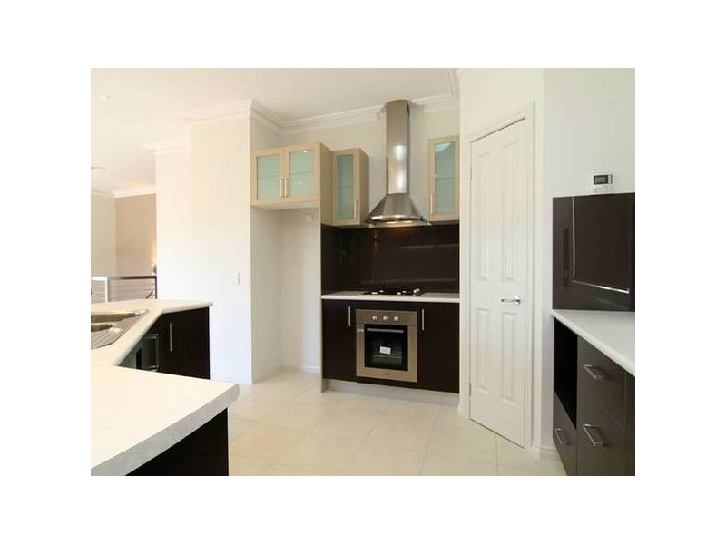 2/3 Eliza Court, Spring Gully VIC 3550