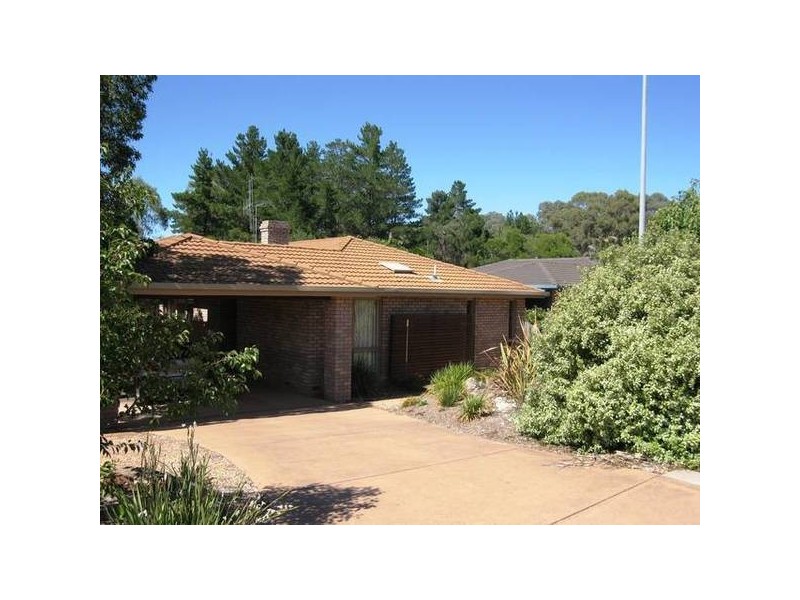 40 Bolton Drive, Kennington VIC 3550
