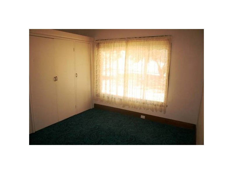 9 Malcolm Street, Quarry Hill VIC 3550