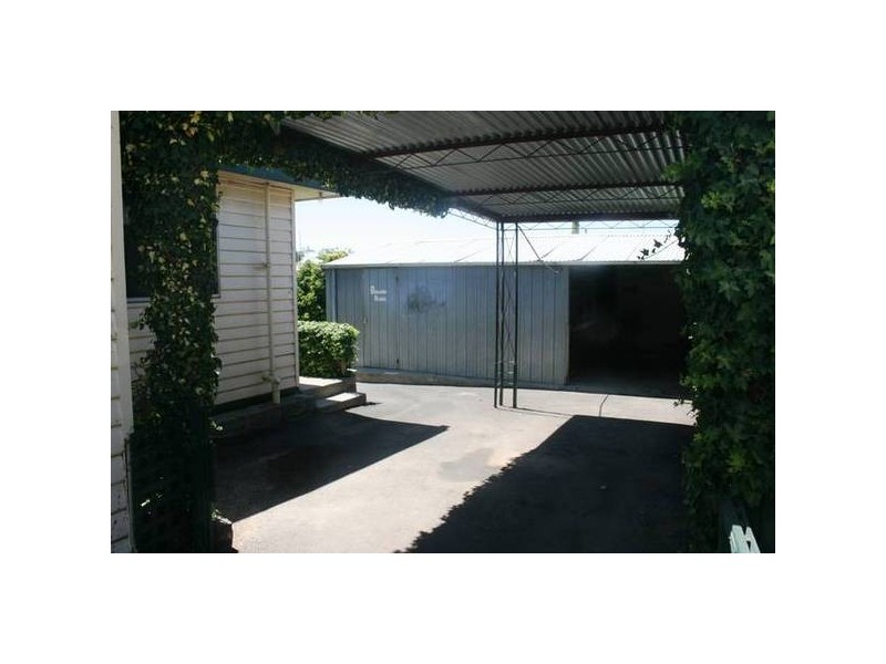 9 Malcolm Street, Quarry Hill VIC 3550