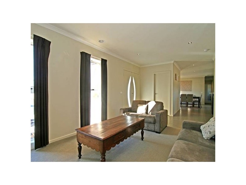 30 Alexander Close, Strathfieldsaye VIC 3551