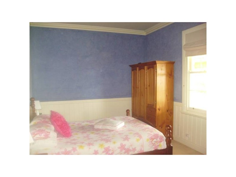 271 Allingham Street, Kangaroo Flat VIC 3555