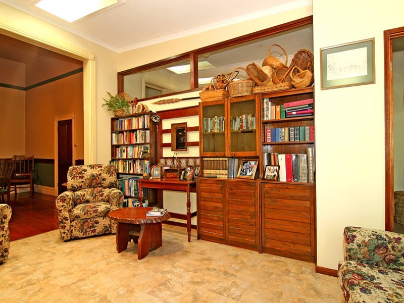 87 Gladstone Street, Quarry Hill VIC 3550