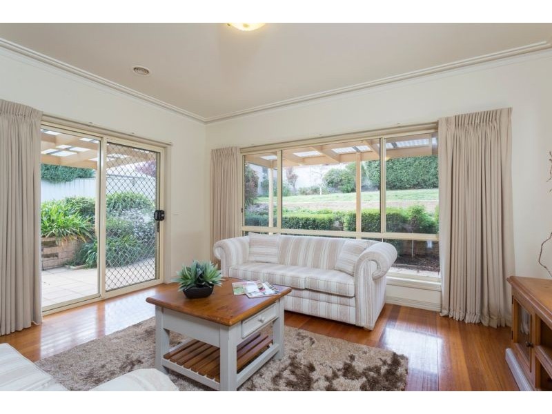 3 Bourke Drive, Strathdale VIC 3550