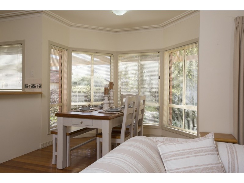 3 Bourke Drive, Strathdale VIC 3550