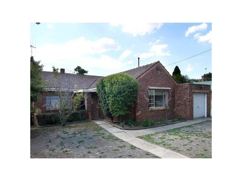 35 Raglan Street, White Hills VIC 3550