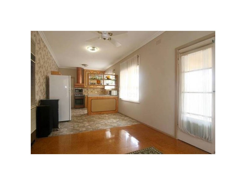 1 Wirth Street, Flora Hill VIC 3550