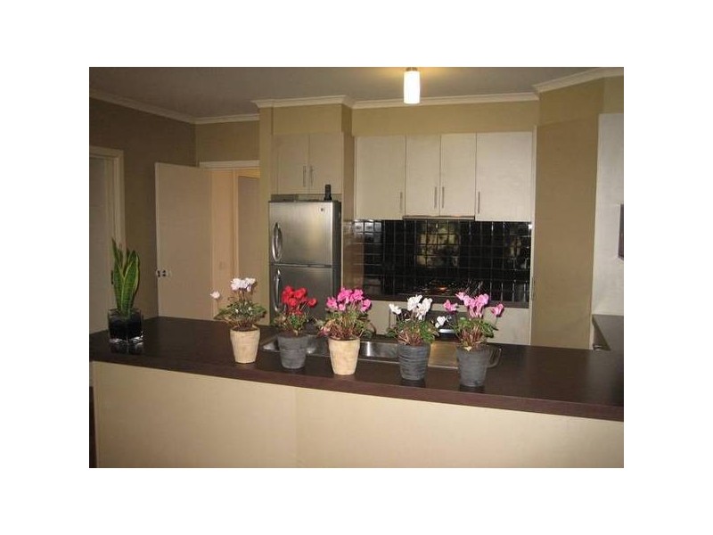 18 Symes Street, Kangaroo Flat VIC 3555
