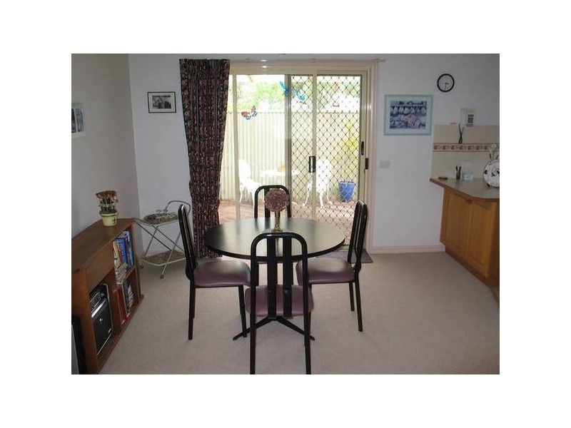 1/18 Lowe Street, Kangaroo Flat VIC 3555