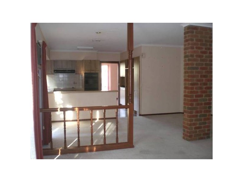 21 Landale Drive, Strathdale VIC 3550