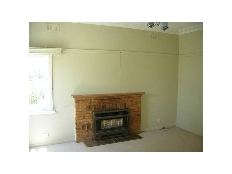 53 Wood Street, Long Gully VIC 3550