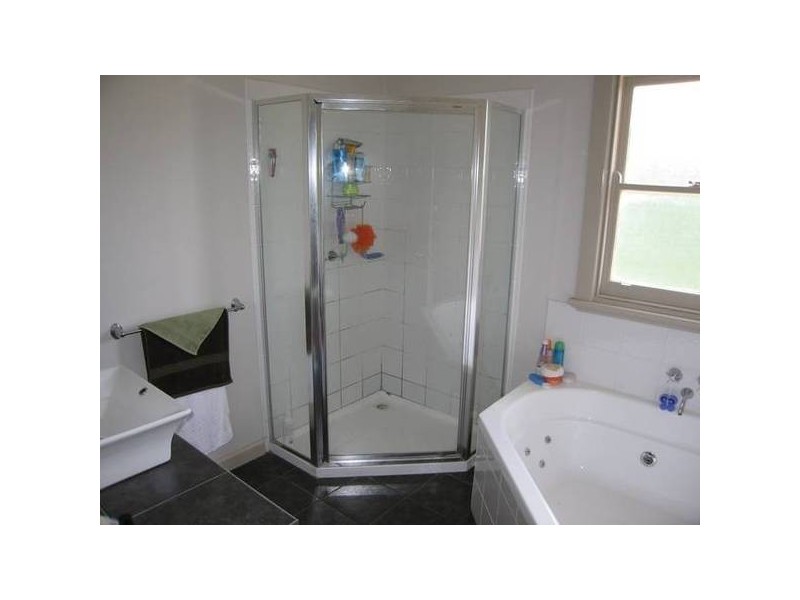 107 St.Aidans Road, Kennington VIC 3550