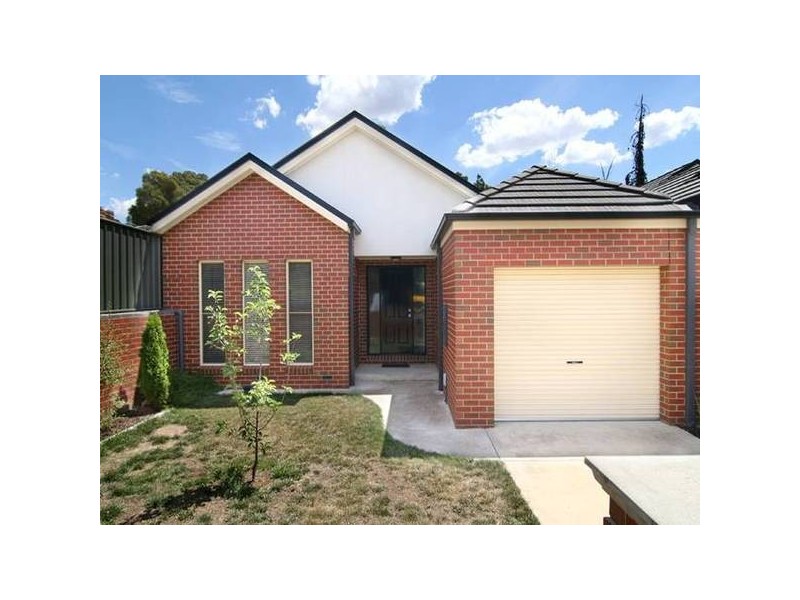 6C Amer Street, Quarry Hill VIC 3550