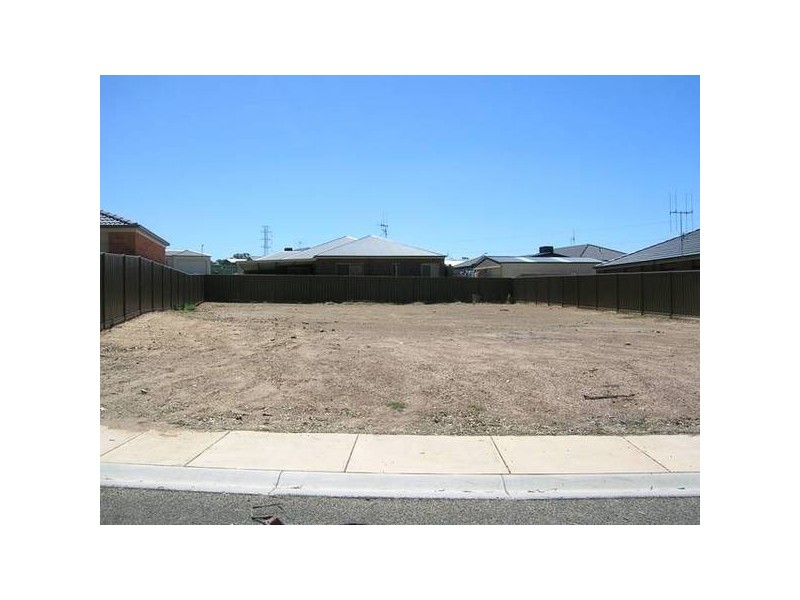 52 norelle crescent, Golden Square VIC 3555