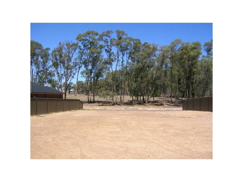 52 norelle crescent, Golden Square VIC 3555