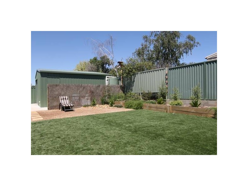 20 Candlewood Drive, Strathfieldsaye VIC 3551