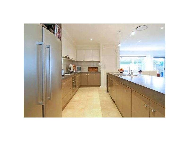 9 Harley Terrace, Strathdale VIC 3550