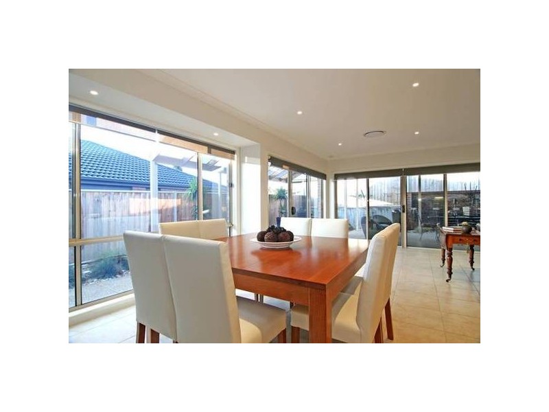 9 Harley Terrace, Strathdale VIC 3550