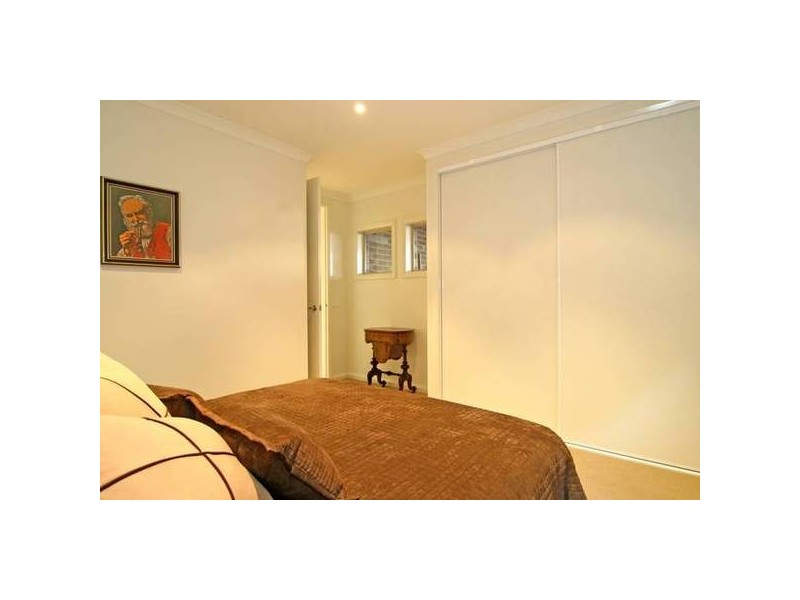 9 Harley Terrace, Strathdale VIC 3550