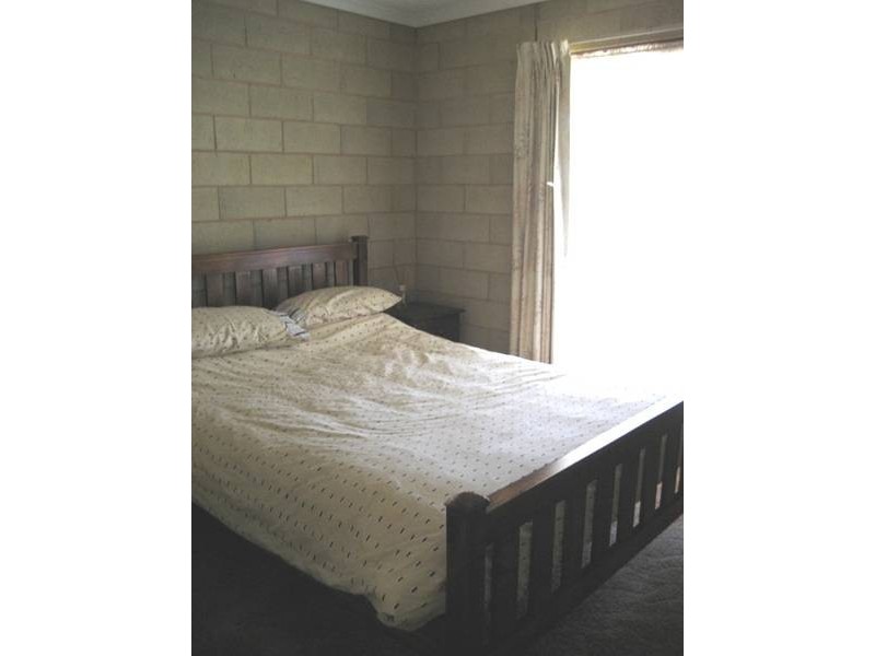 2/9 Rose Street, California Gully VIC 3556