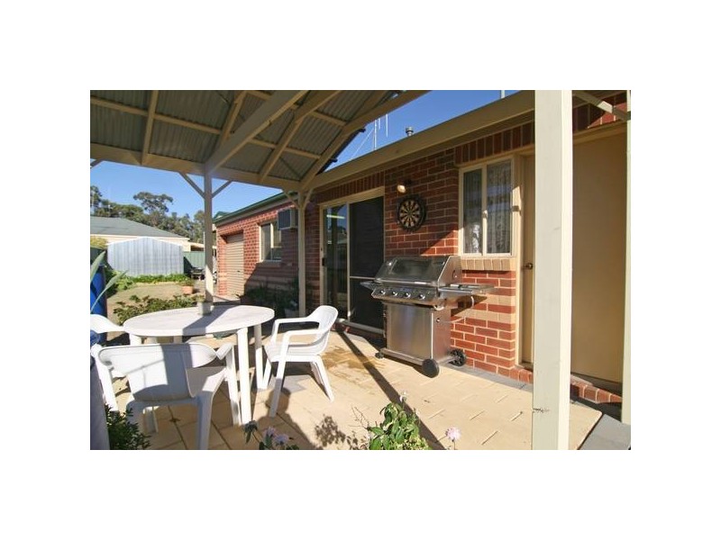 9 Jamieson Park Drive, Kangaroo Flat VIC 3555