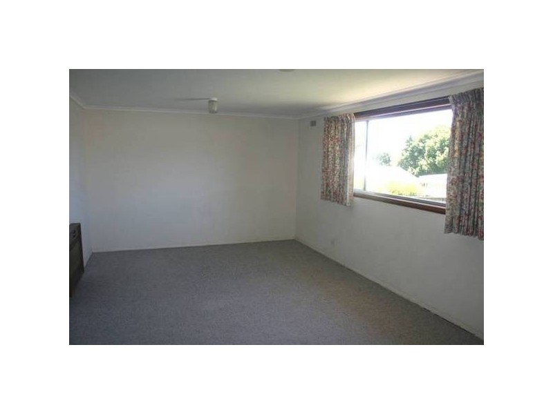 9 Malcolm Street, Quarry Hill VIC 3550