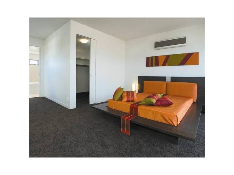 6 Medika Avenue, Kangaroo Flat VIC 3555