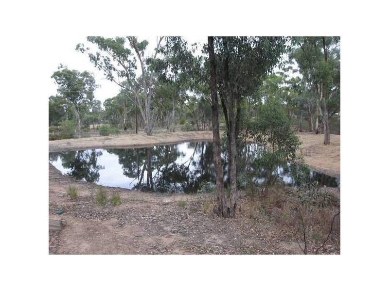 29 Sinclairs Road, Strathfieldsaye VIC 3551