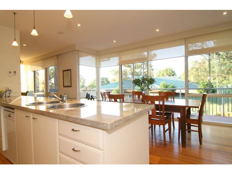 42 Glencoe Street, Kennington VIC 3550