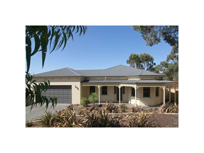 51 Keogh Drive, Spring Gully VIC 3550