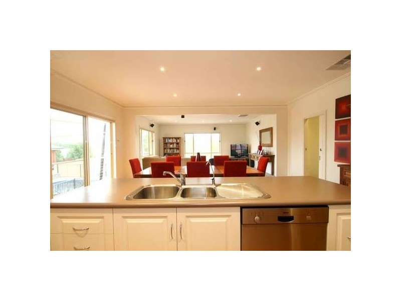 51 Keogh Drive, Spring Gully VIC 3550
