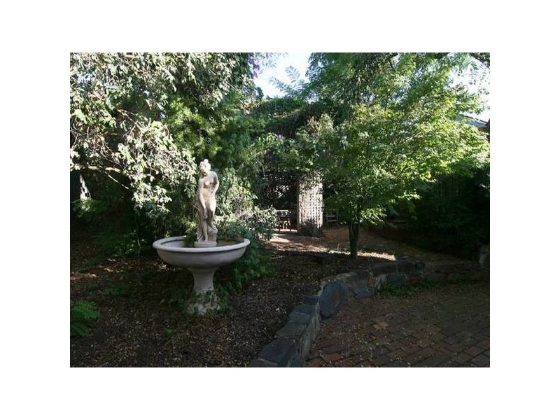 449 Hargreaves Street, Bendigo VIC 3550