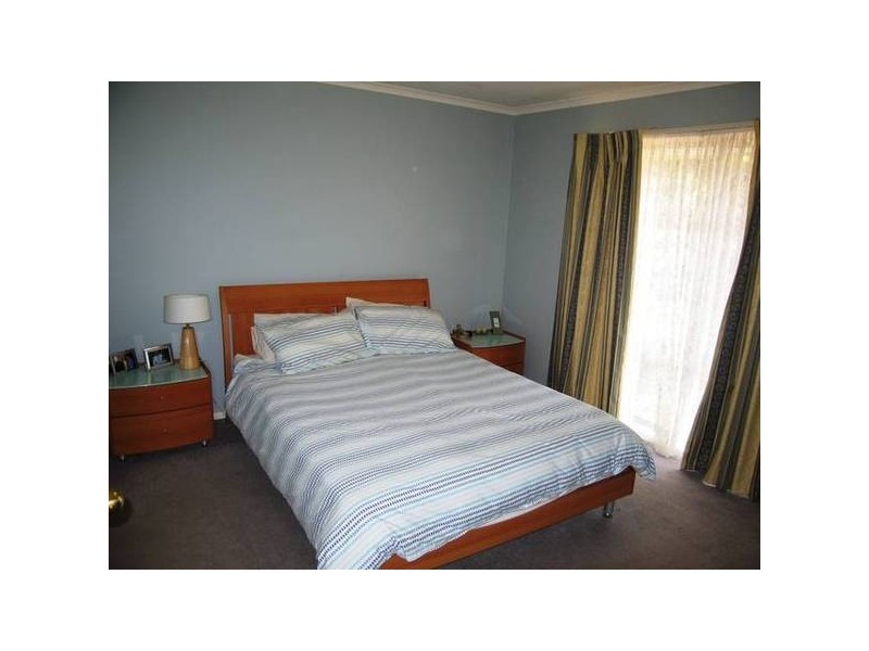 23 Benjamin Court, Flora Hill VIC 3550