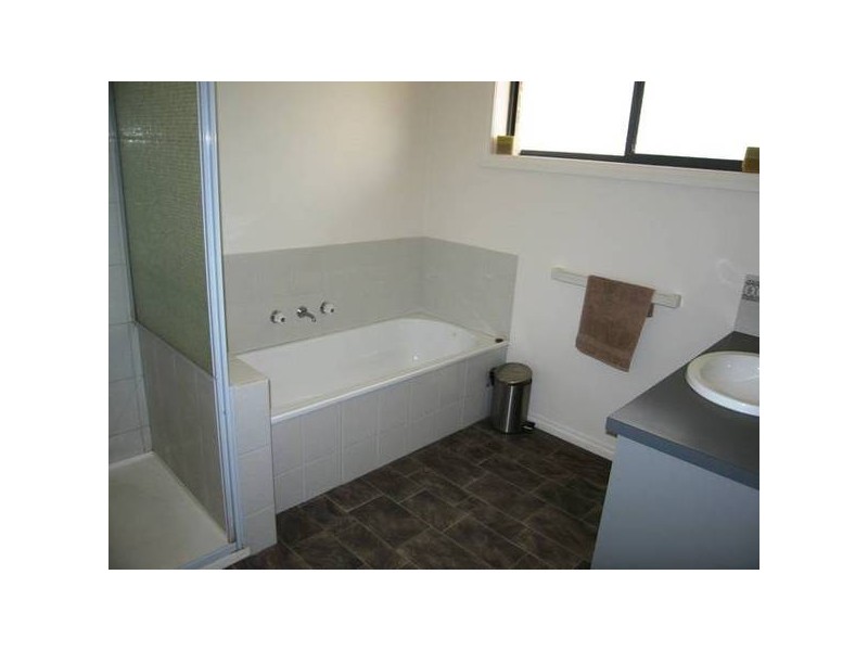 23 Benjamin Court, Flora Hill VIC 3550