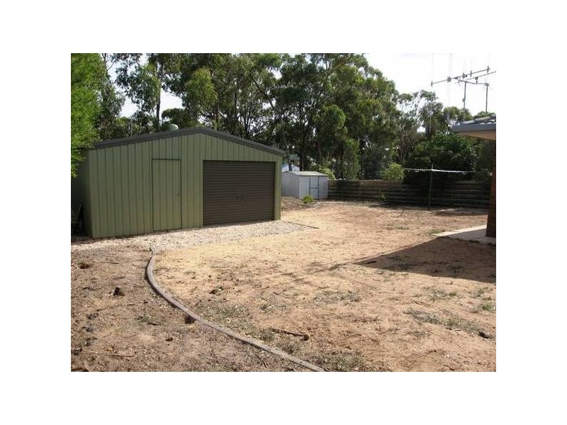 23 Benjamin Court, Flora Hill VIC 3550