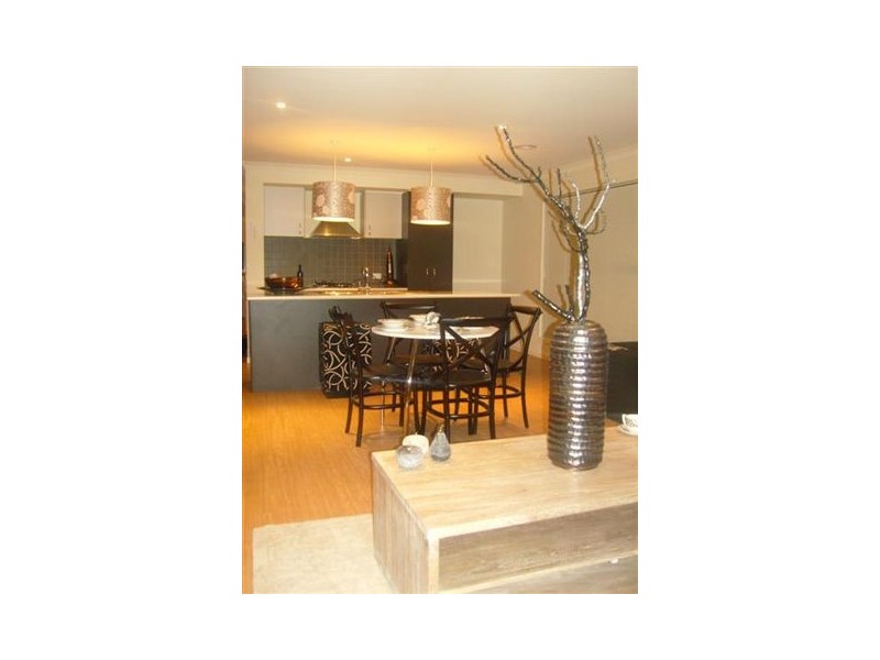 2/15 Alkoomi Court, Epsom VIC 3551